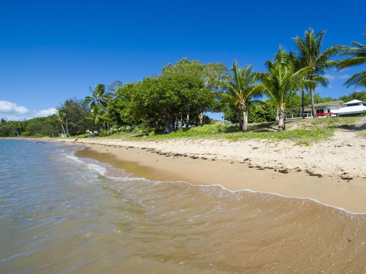 Beached on Magnetic Picnic Bay Exterior foto